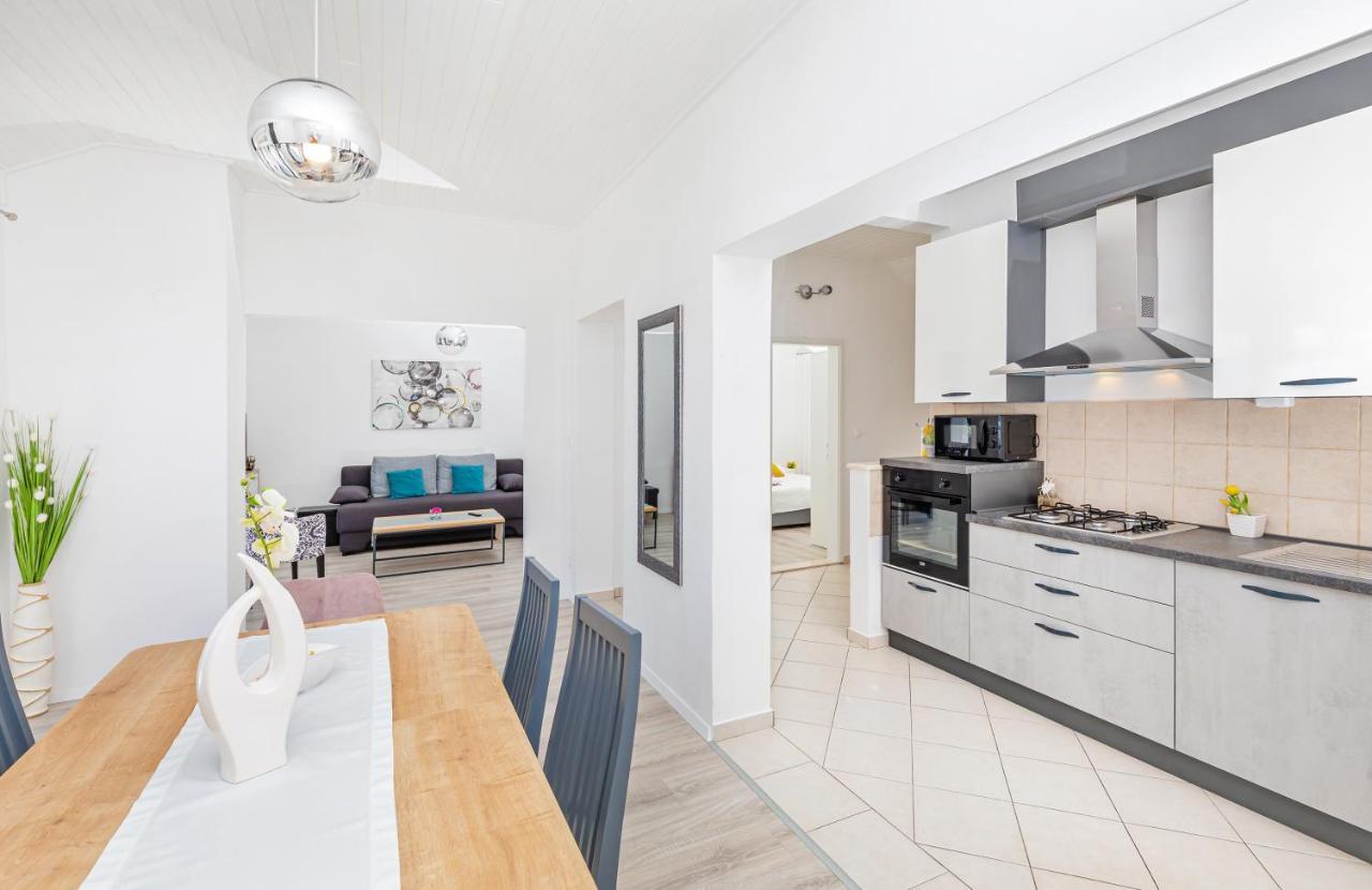 Apartment 24 Млини Екстер'єр фото